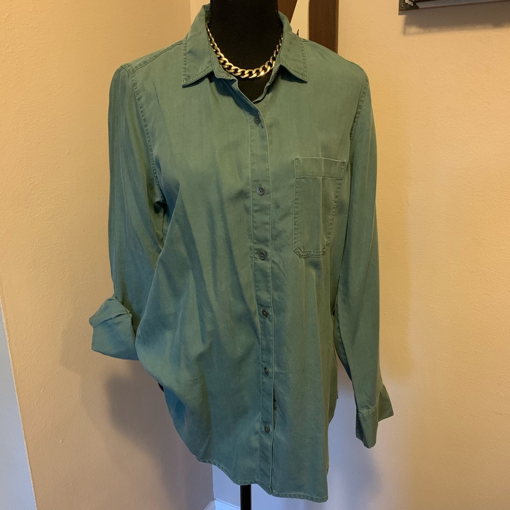 Old Navy Button down